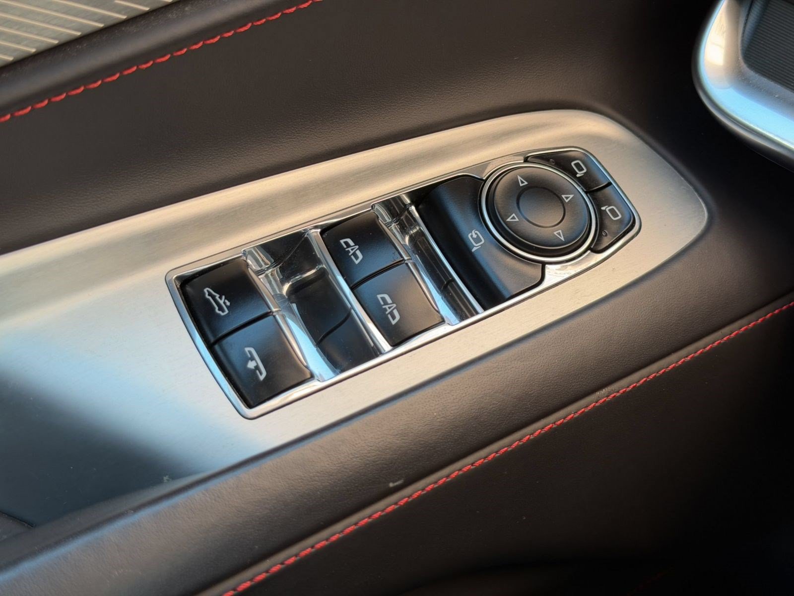 Used 2024 Chevrolet Corvette Z06 RWD image 14