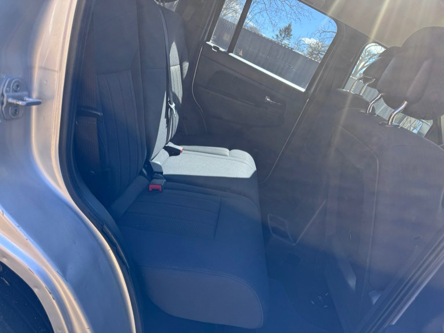 Used 2012 Jeep Liberty Sport AWD/4WD image 10
