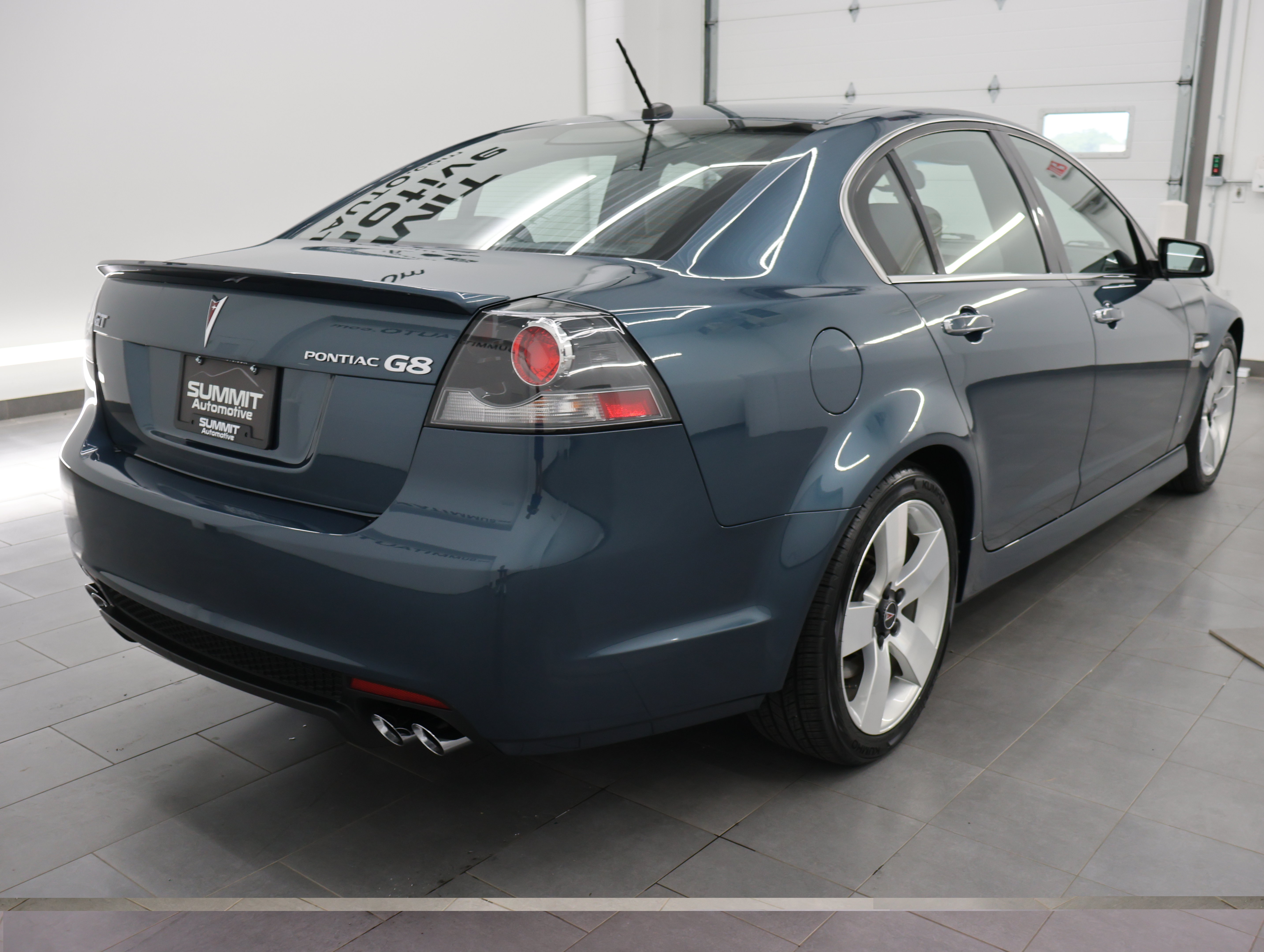 Used 2009 Pontiac G8 GT w/ Premium Package RWD image 5