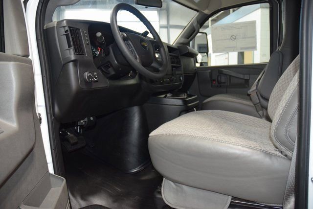 New 2025 Chevrolet Express 3500 w/ Power Convenience Package RWD image 27