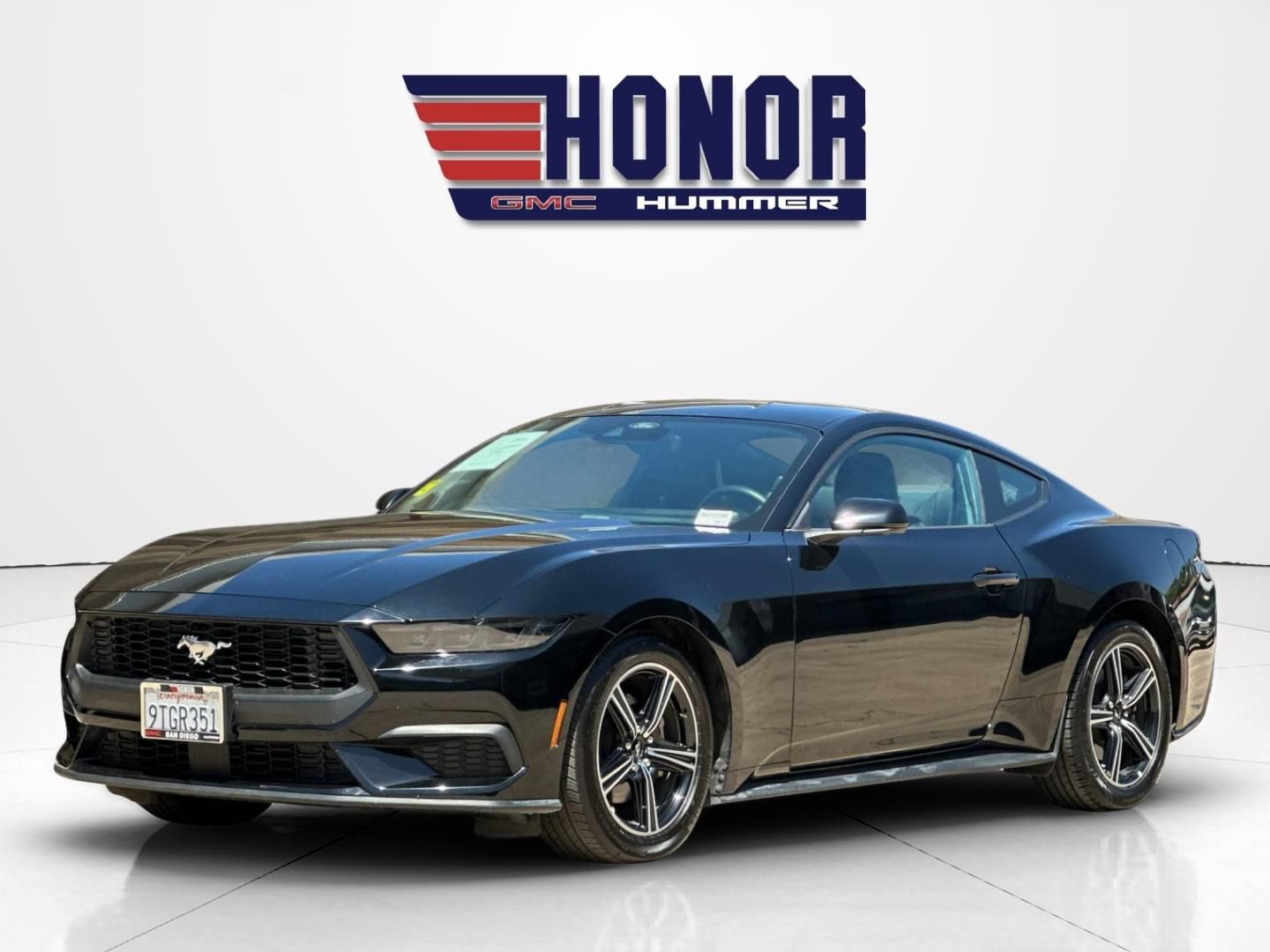 Used 2025 Ford Mustang Premium RWD image 8