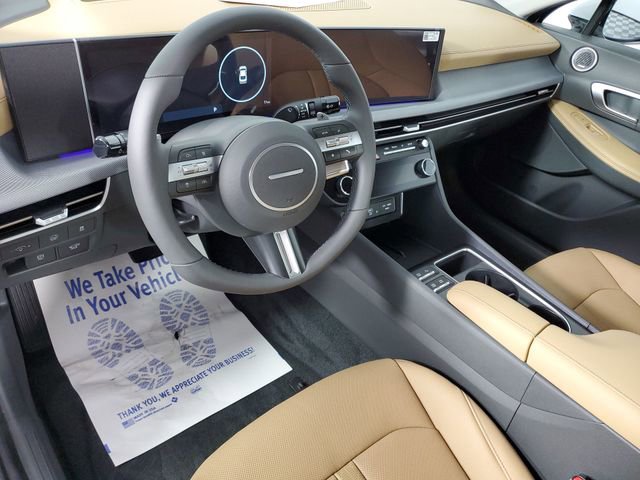 New 2025 Hyundai Sonata Limited image 12