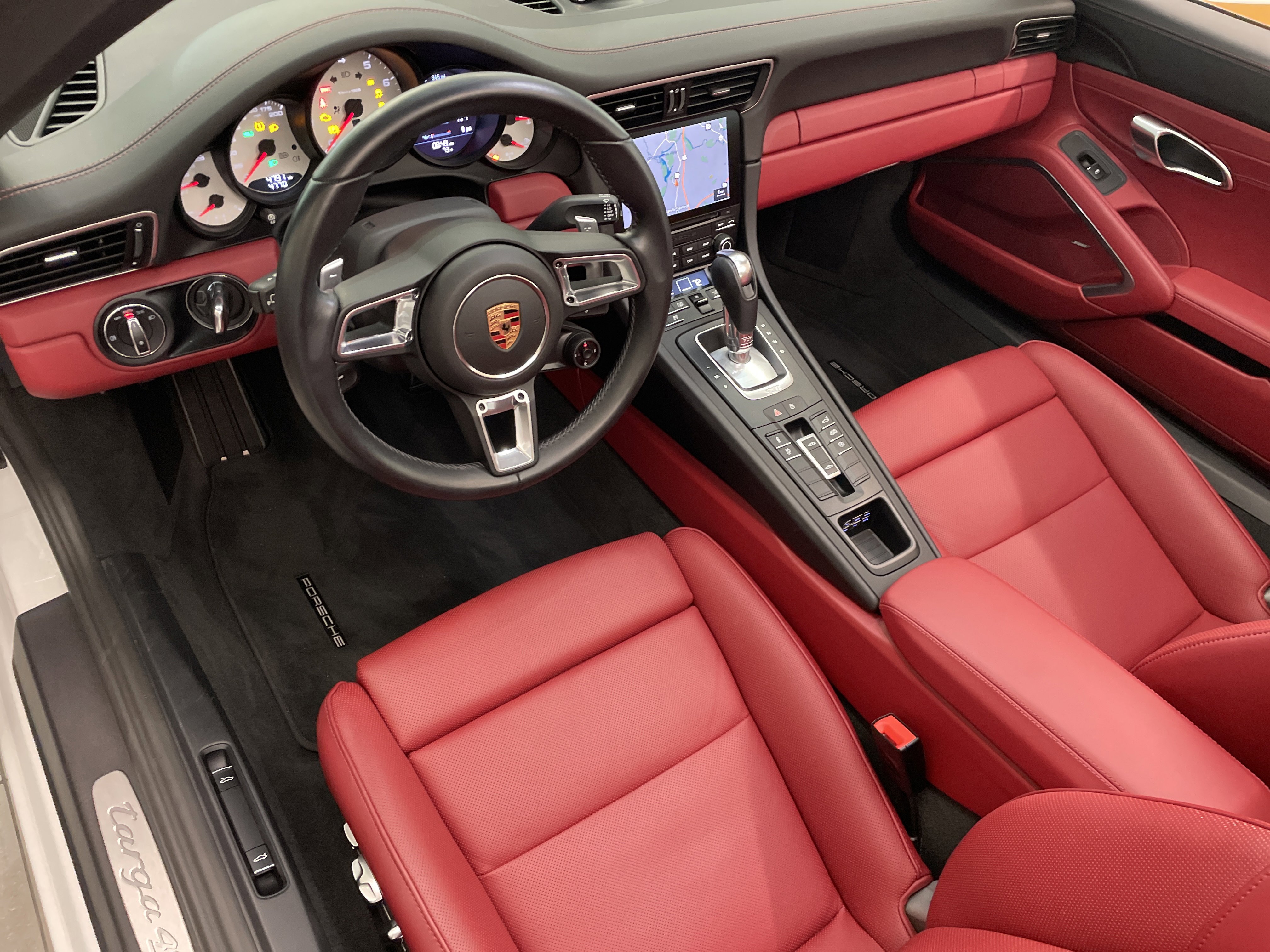 Used 2019 Porsche 911 Targa 4S image 26