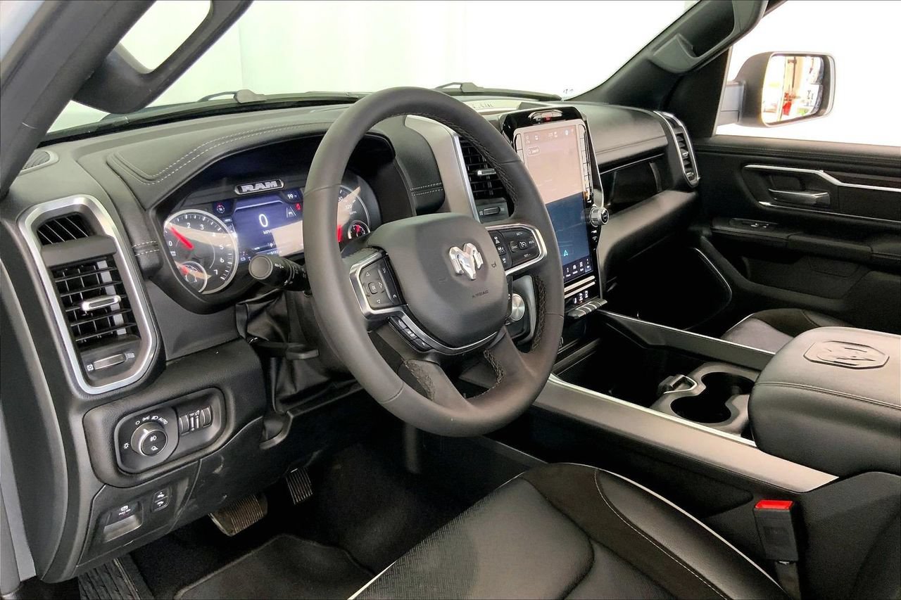 Used 2026 RAM 1500 Laramie AWD/4WD image 14