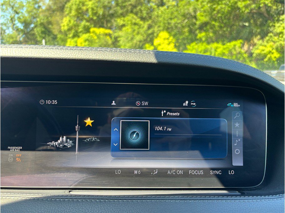 Used 2019 Mercedes-Benz S 560 4MATIC Sedan image 32