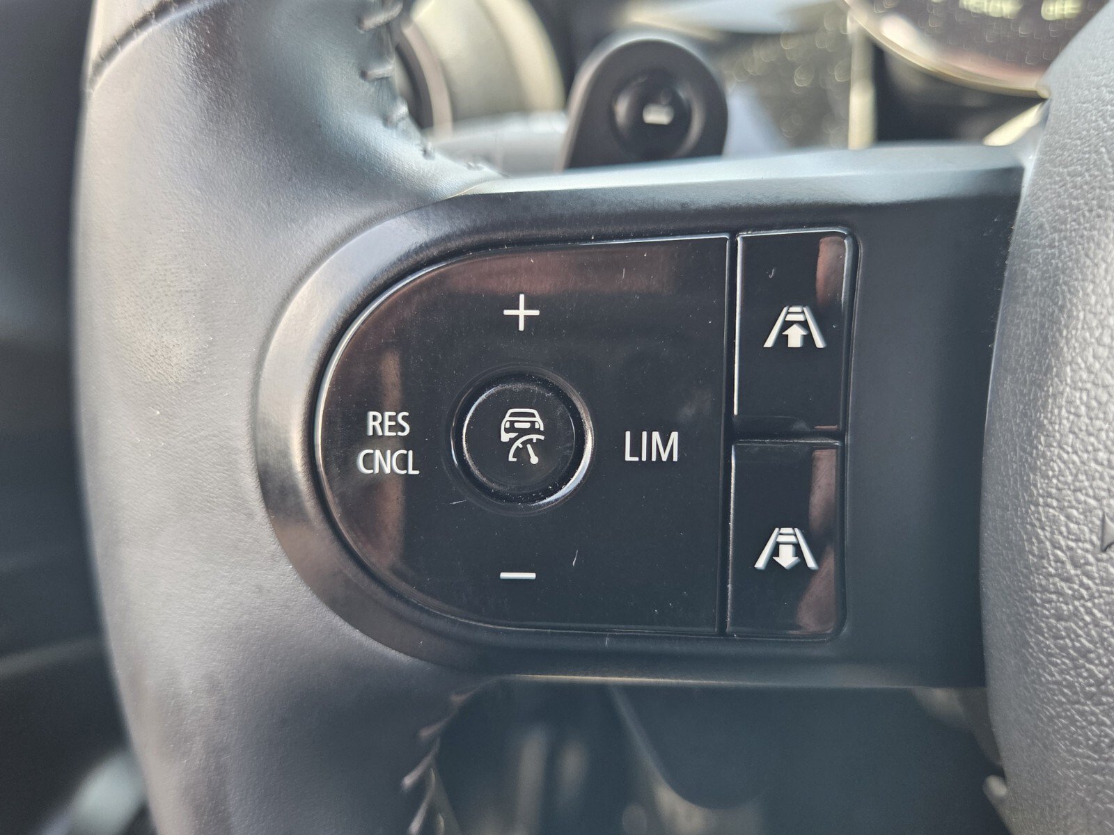 Used 2023 MINI Cooper John Cooper Works w/ Driver Assistance Package FWD image 28