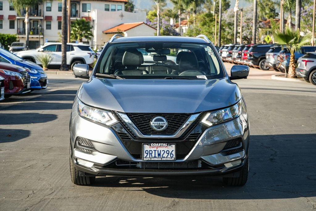 Used 2020 Nissan Rogue Sport SV w/ Technology Package FWD image 2