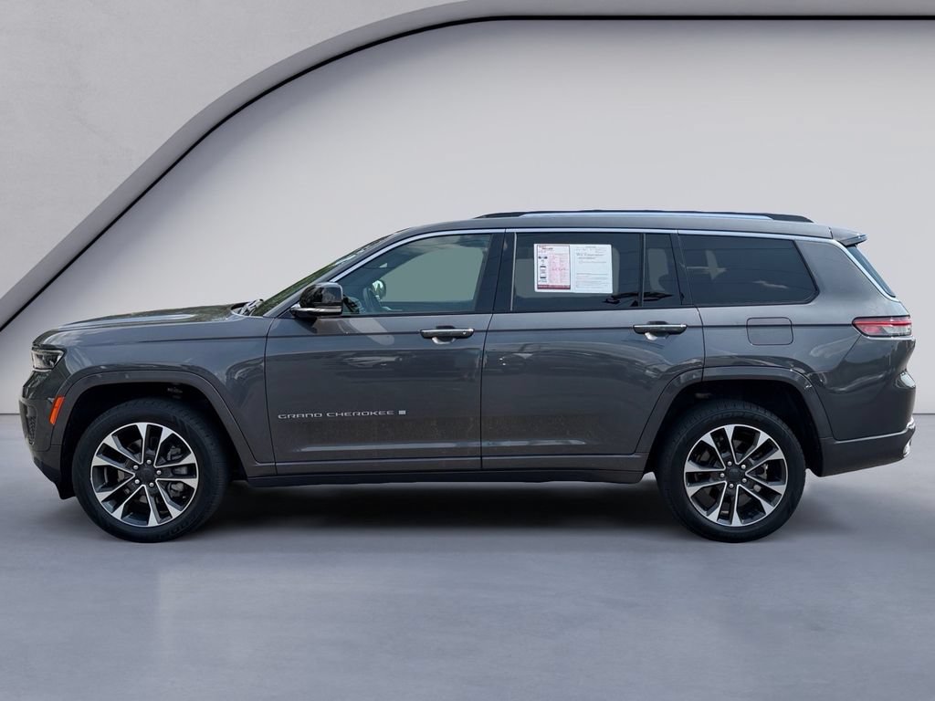 Used 2021 Jeep Grand Cherokee L Overland w/ Luxury Tech Group IV AWD/4WD image 2