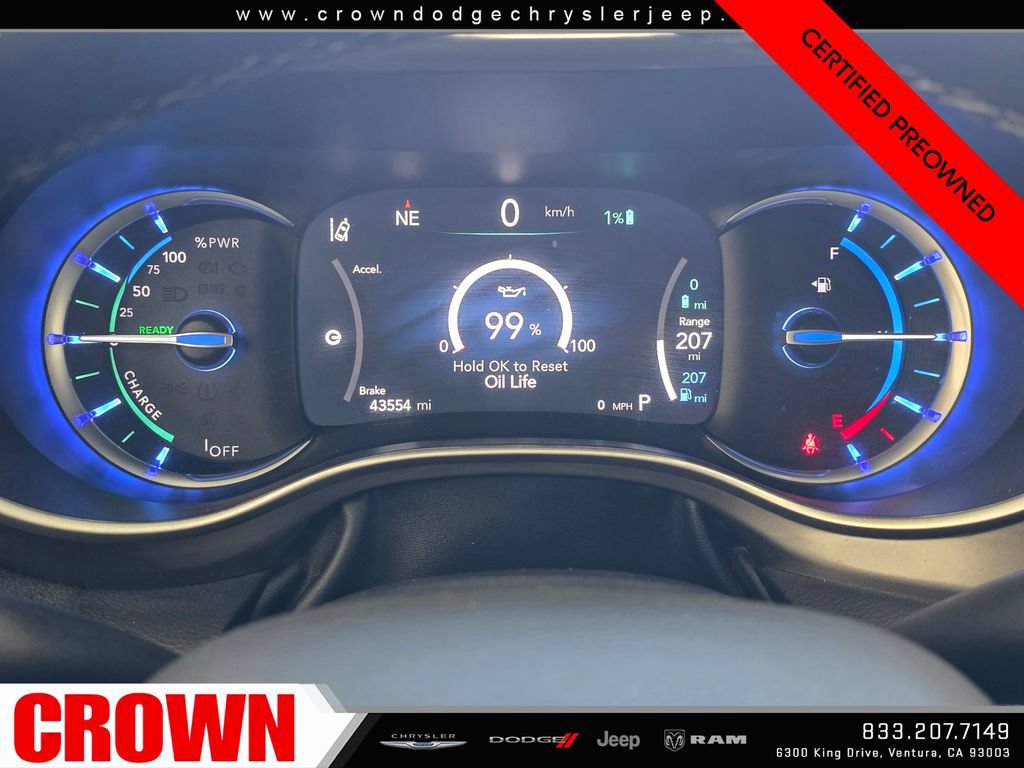 Certified 2024 Chrysler Pacifica Limited FWD image 30
