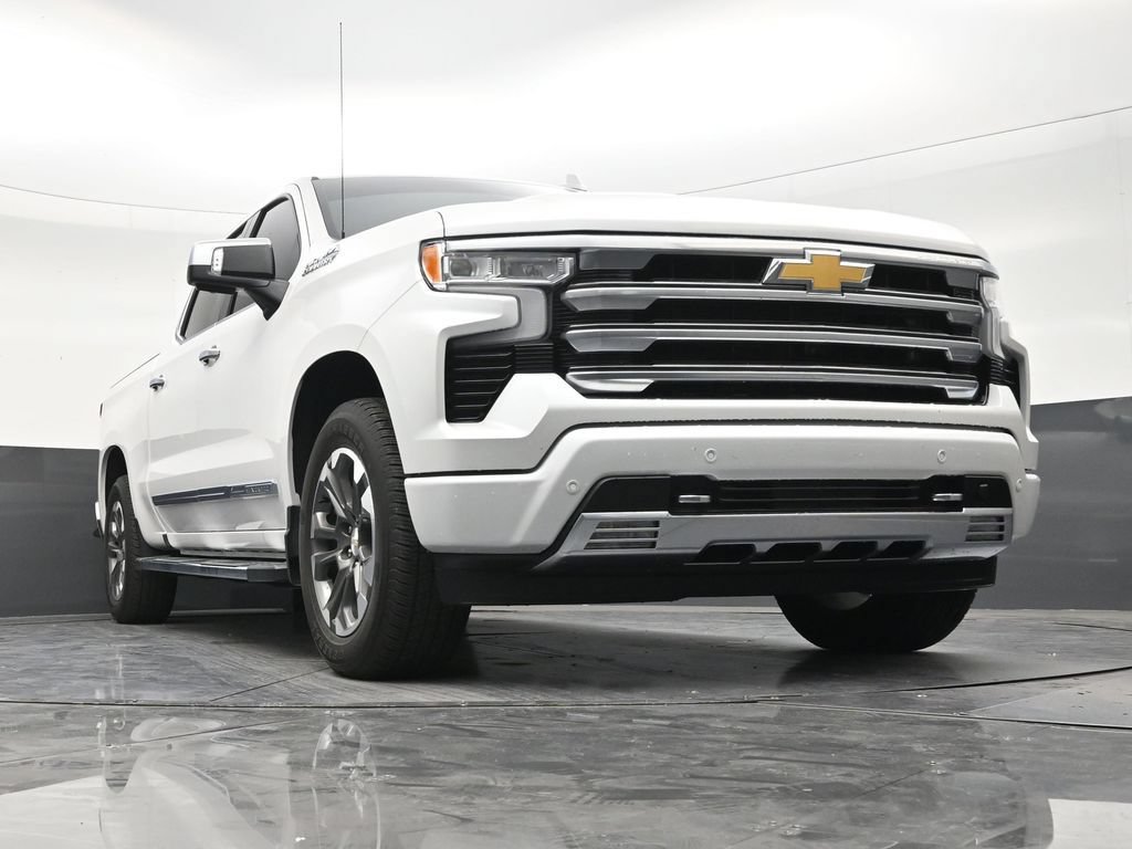 Used 2024 Chevrolet Silverado 1500 High Country w/ Technology Package RWD image 26
