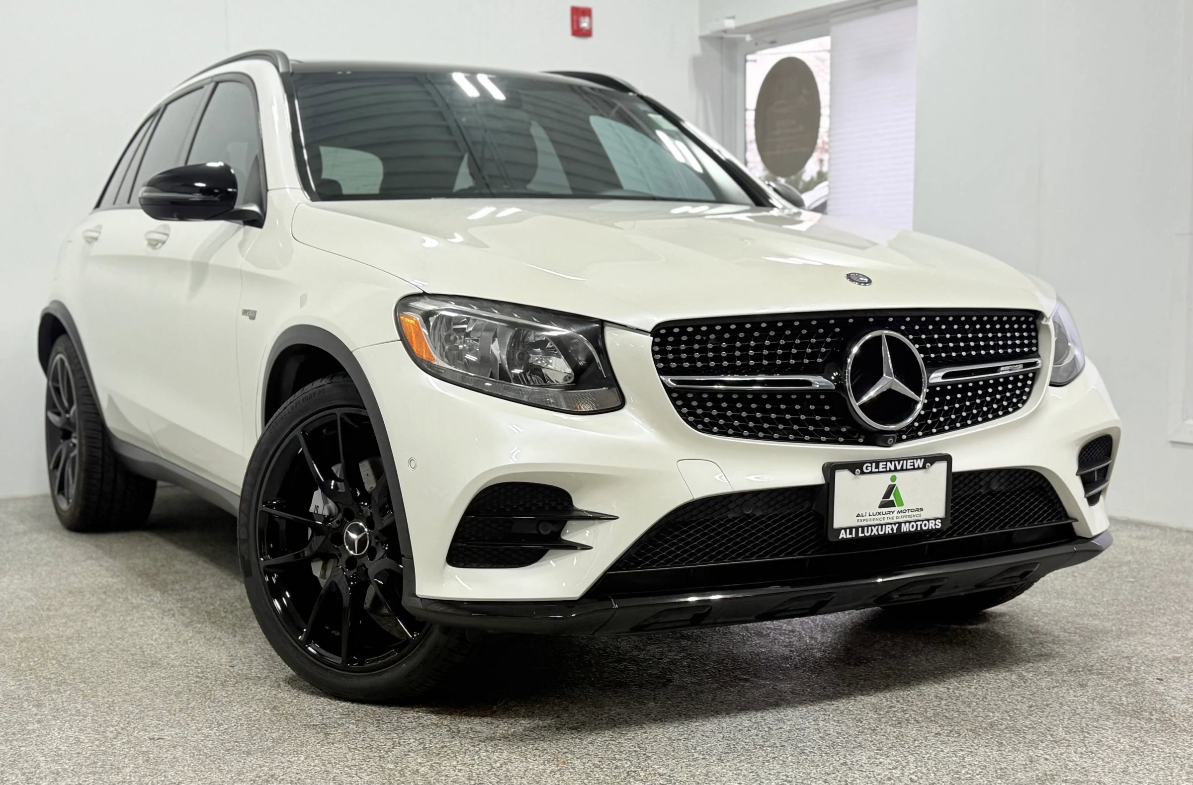 Used 2017 Mercedes-Benz GLC 43 AMG 4MATIC image 3