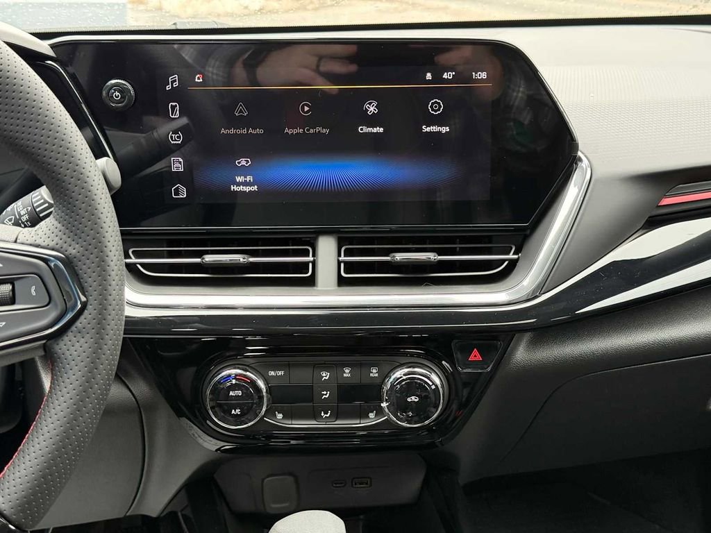 New 2026 Chevrolet Trax RS w/ Sunroof Package image 42