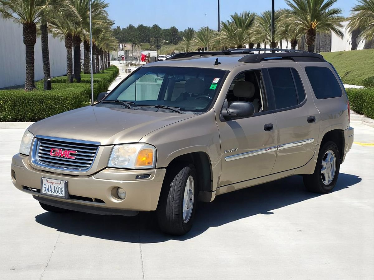Used 2006 GMC Envoy XL SLE w/ Sle Preferred Equipment Group RWD image 5