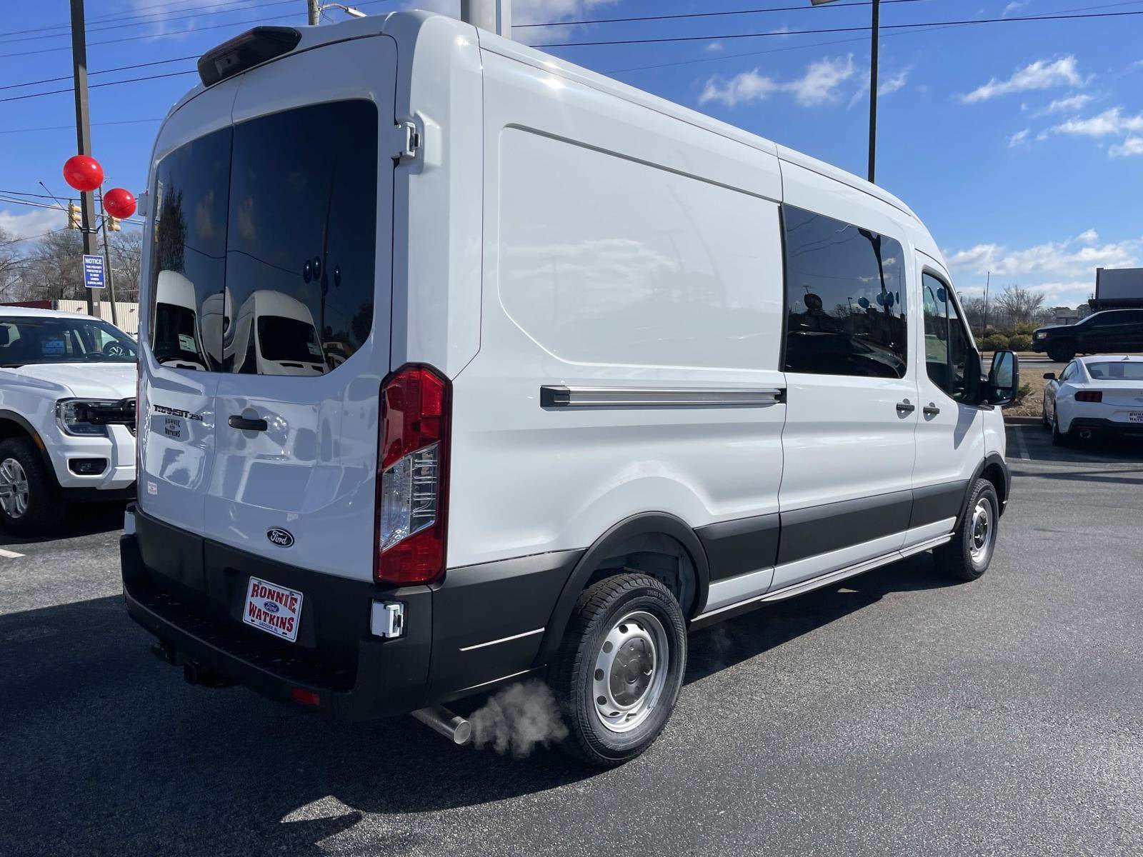 New 2026 Ford Transit 250 148 Medium Roof w/ Load Area Protection Package RWD image 3