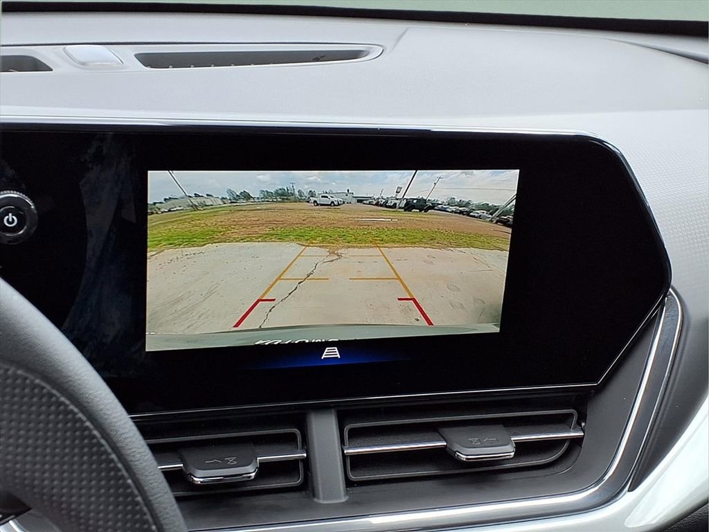 Used 2026 Chevrolet Trax LT image 11