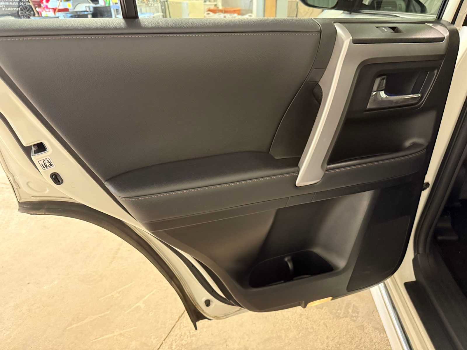 Used 2023 Toyota 4Runner Limited AWD/4WD image 24