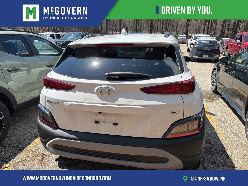 Used 2023 Hyundai Kona SEL w/ Convenience Package image 3