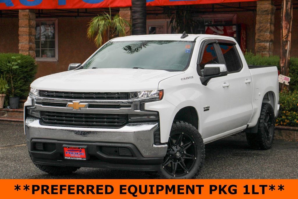 Used 2020 Chevrolet Silverado 1500 LT w/ Texas Edition image 4