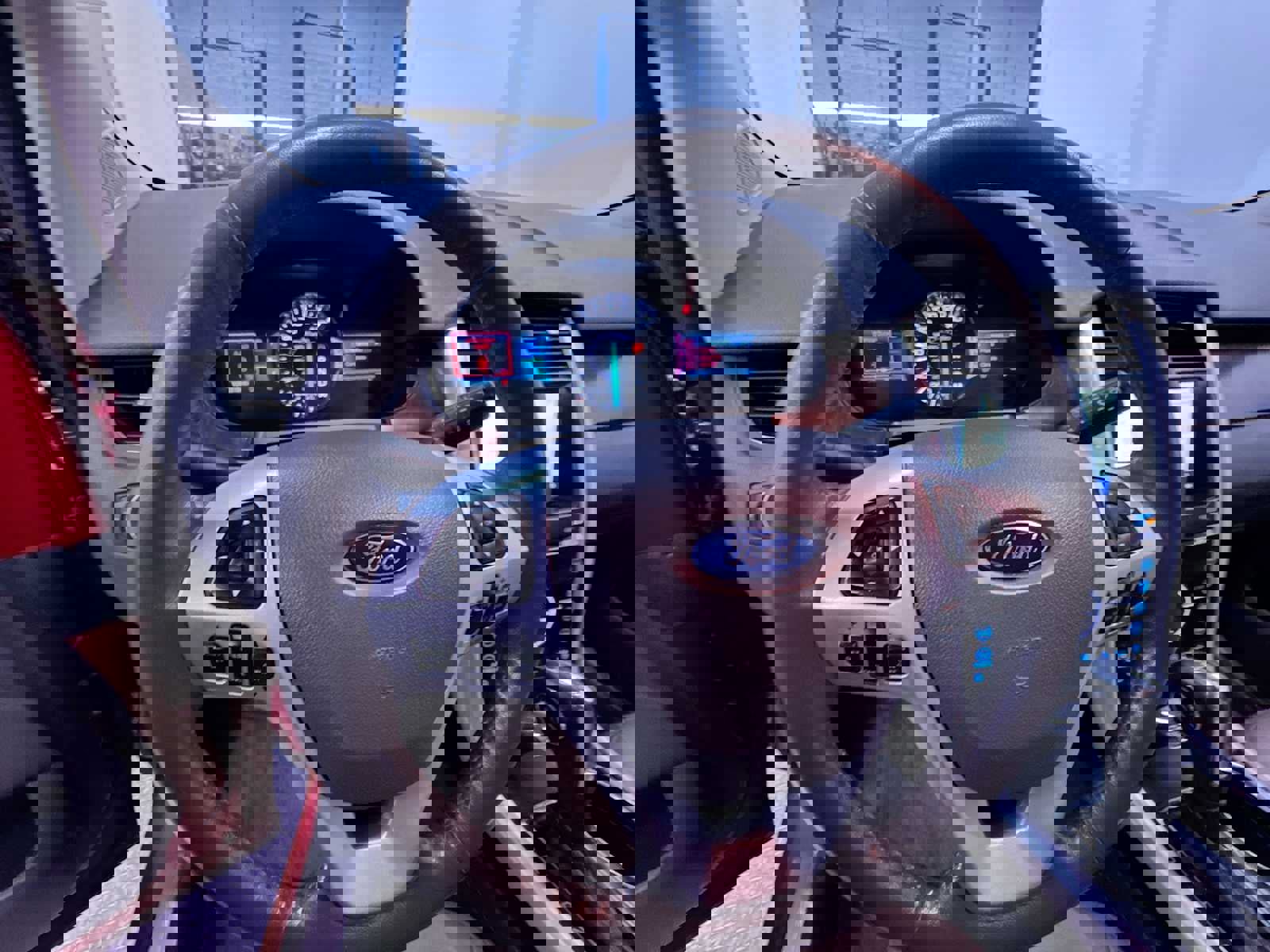 Used 2011 Ford Edge Limited image 14