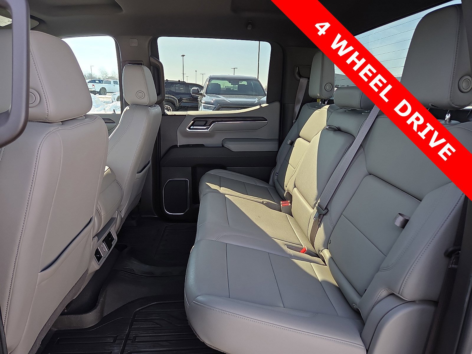 Used 2023 GMC Sierra 1500 SLT image 10