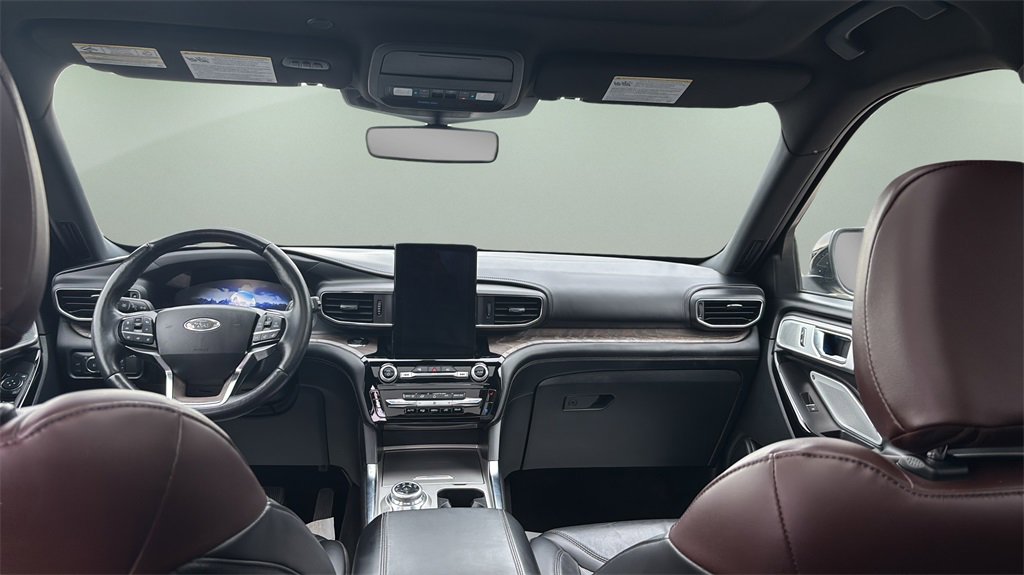 Used 2022 Ford Explorer Platinum w/ Equipment Group 601A image 12