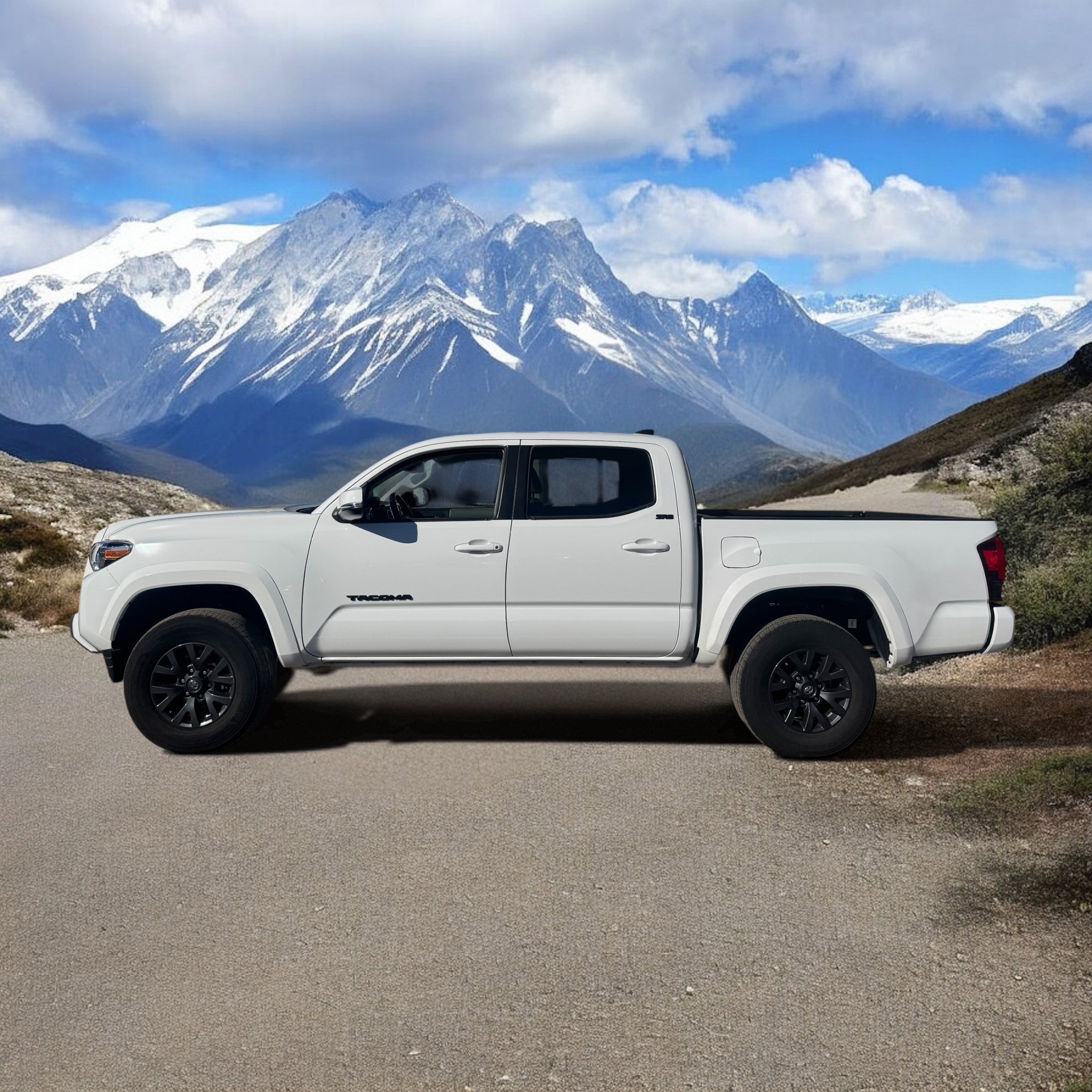 Certified 2023 Toyota Tacoma SR5 image 2