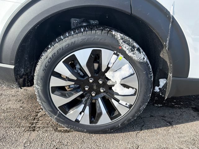 New 2026 Ford Explorer Platinum w/ LUX Leather Package AWD/4WD image 17