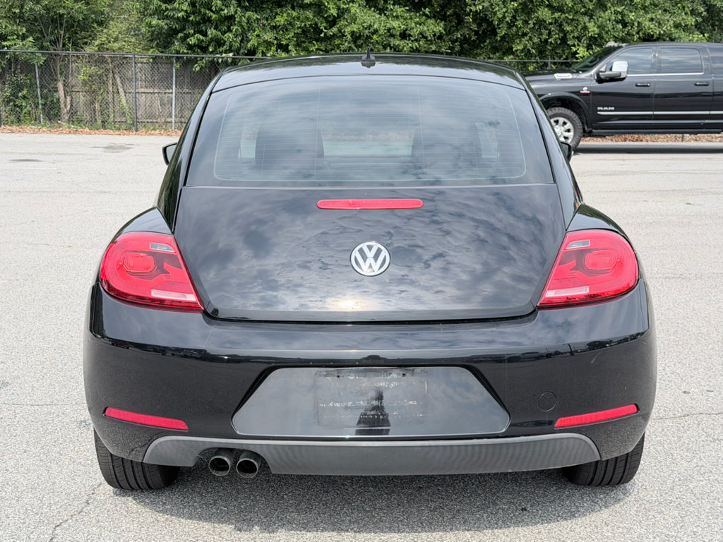 Used 2013 Volkswagen Beetle 2.5 FWD image 8