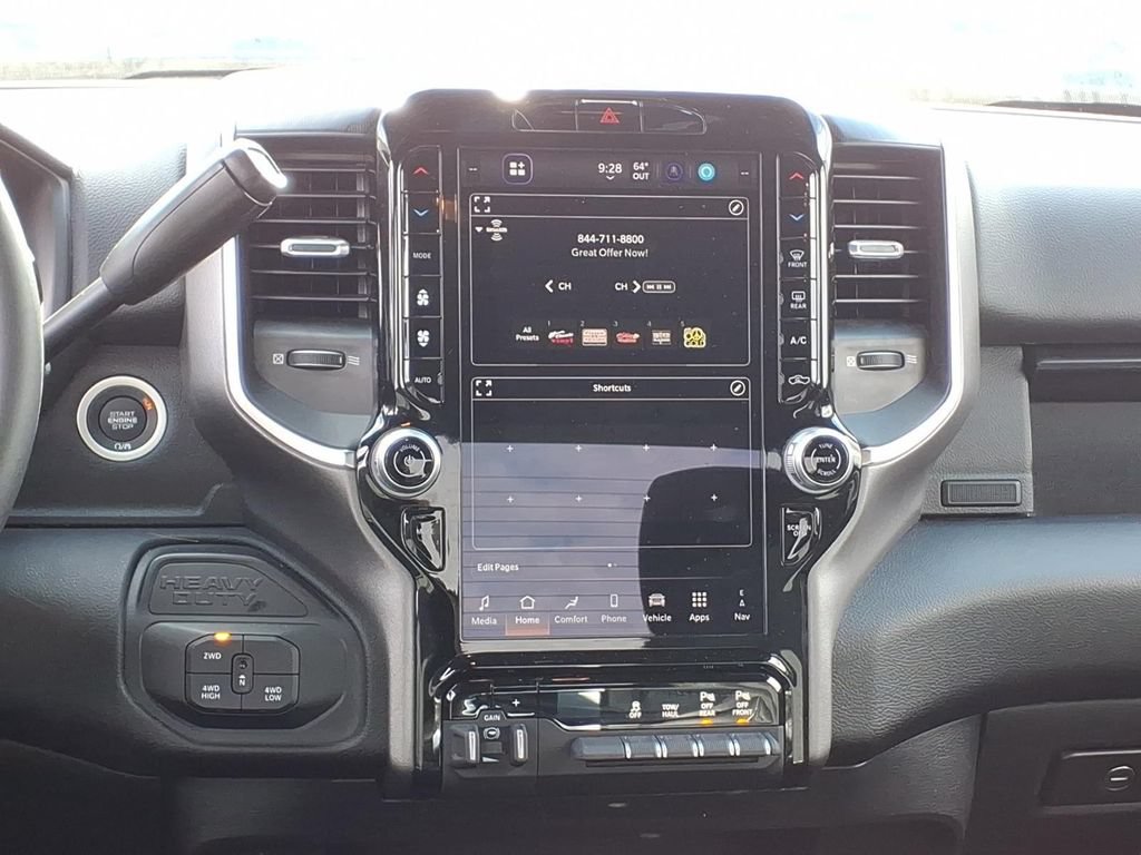 Used 2025 RAM 2500 Big Horn AWD/4WD image 6