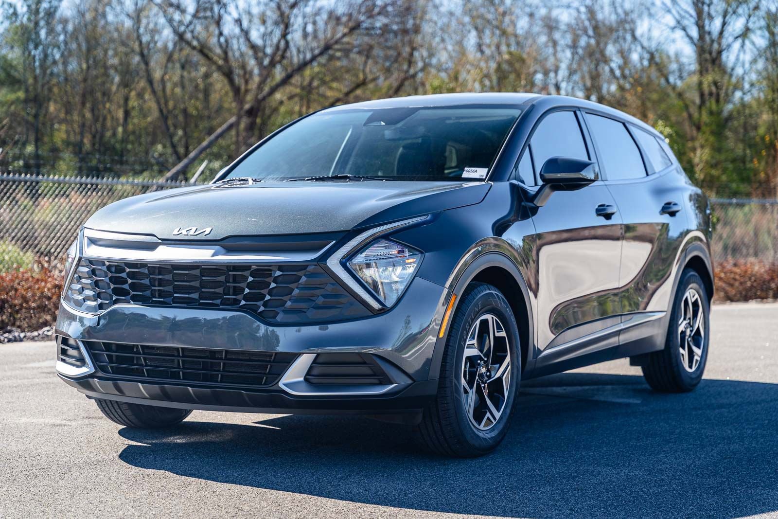 Used 2023 Kia Sportage LX image 3