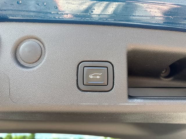 Used 2021 Chevrolet Equinox LT AWD/4WD image 23