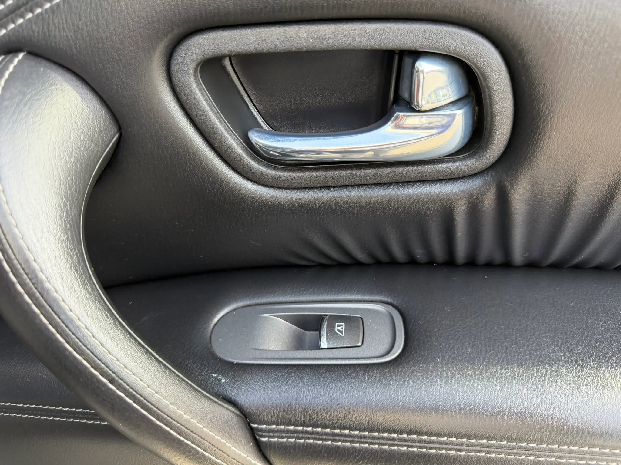 Used 2018 Nissan Armada SL w/ Moonroof Package image 41