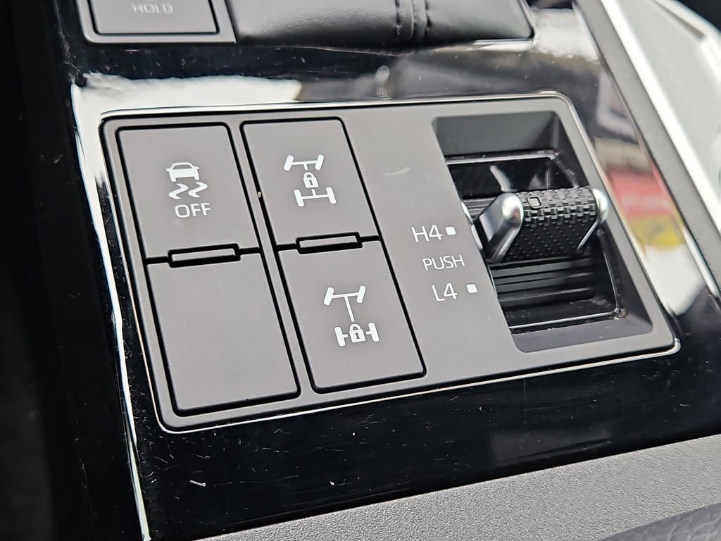 Used 2024 Toyota Land Cruiser image 30