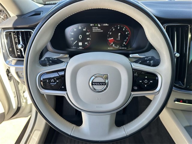 Used 2021 Volvo V60 T5 Cross Country w/ Climate Package image 12