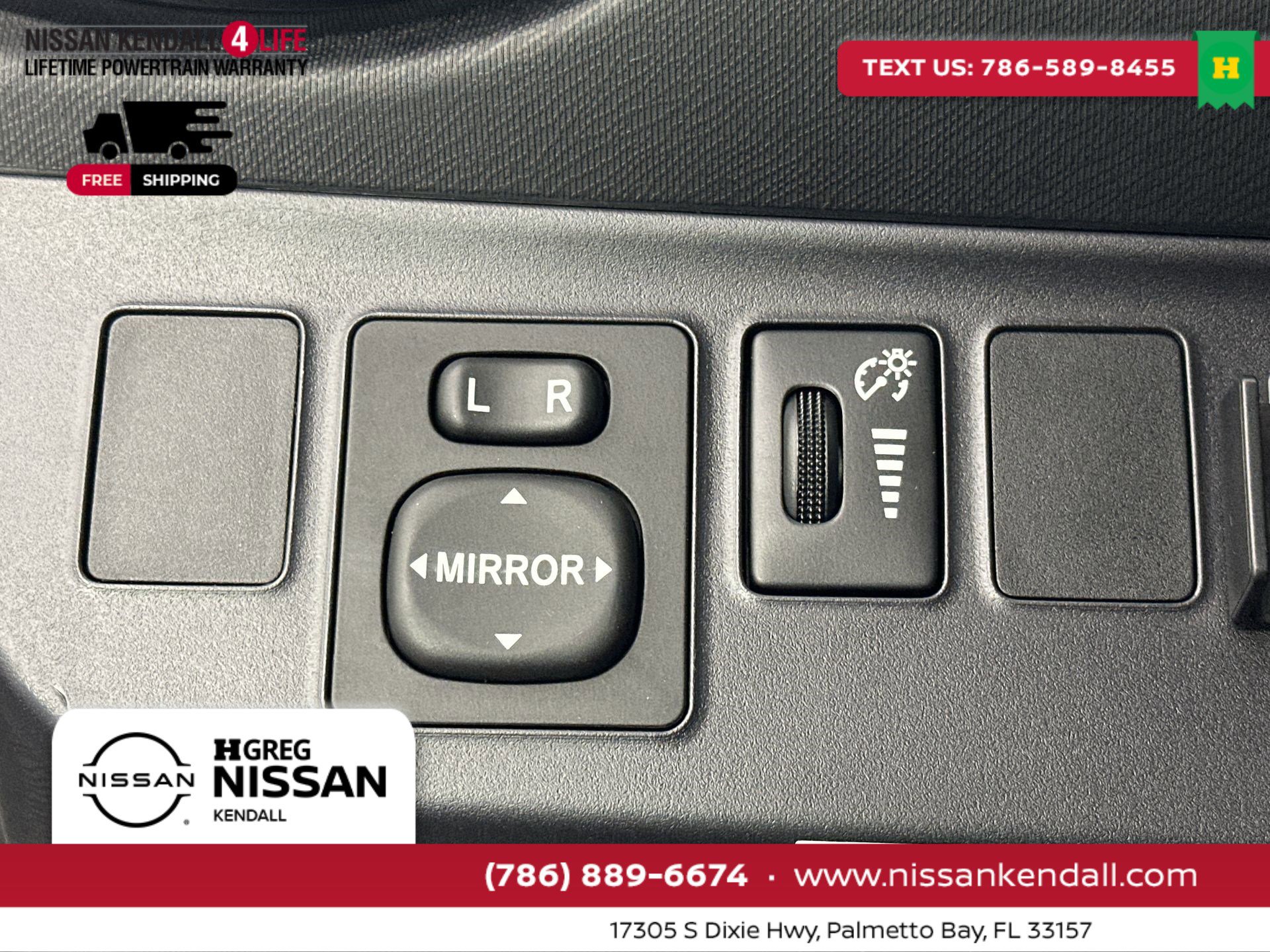 Used 2016 Toyota Prius C Two image 21