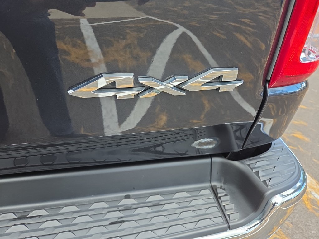 Used 2021 RAM 1500 Big Horn AWD/4WD image 9