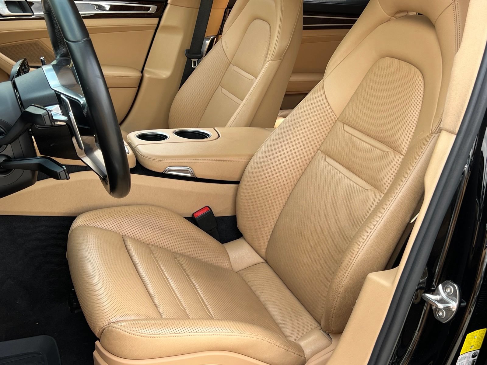Certified 2018 Porsche Panamera 4S AWD/4WD image 5