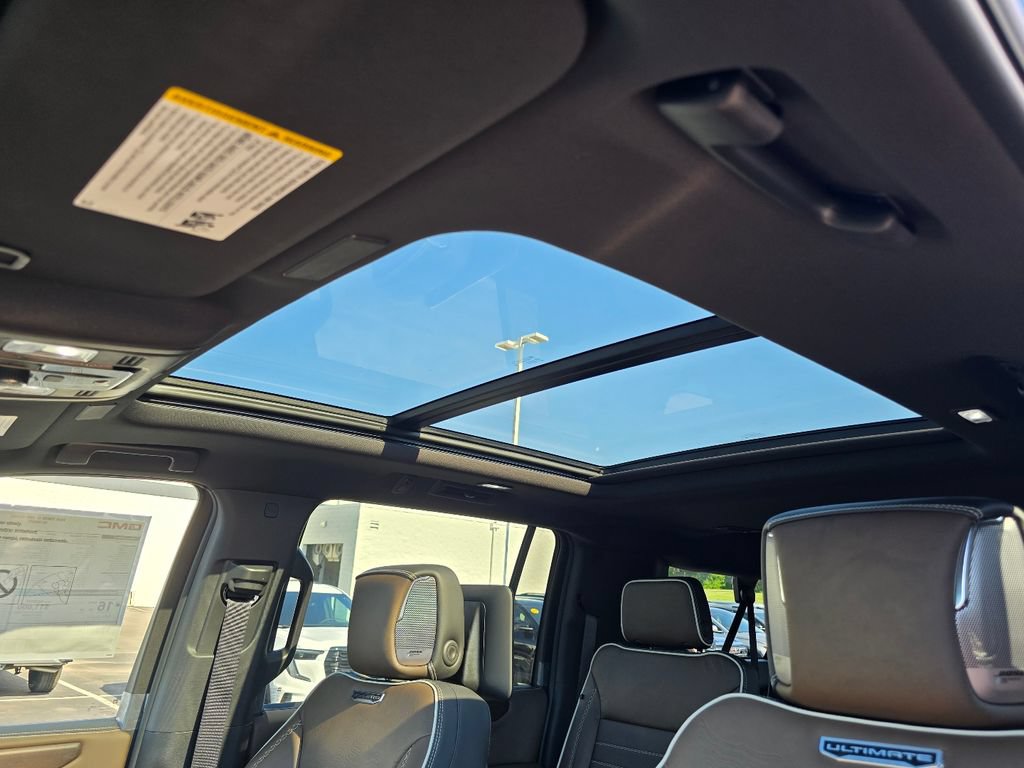New 2026 GMC Yukon XL Denali Ultimate AWD/4WD image 21