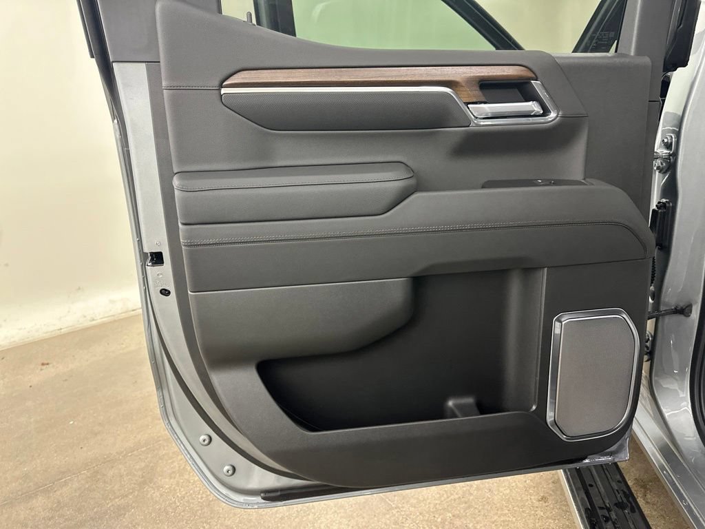 New 2026 Chevrolet Silverado 1500 High Country AWD/4WD image 31