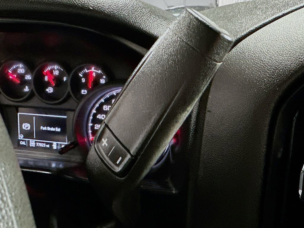 Used 2019 Chevrolet Silverado 1500 Custom Trail Boss w/ Custom Convenience Package image 17