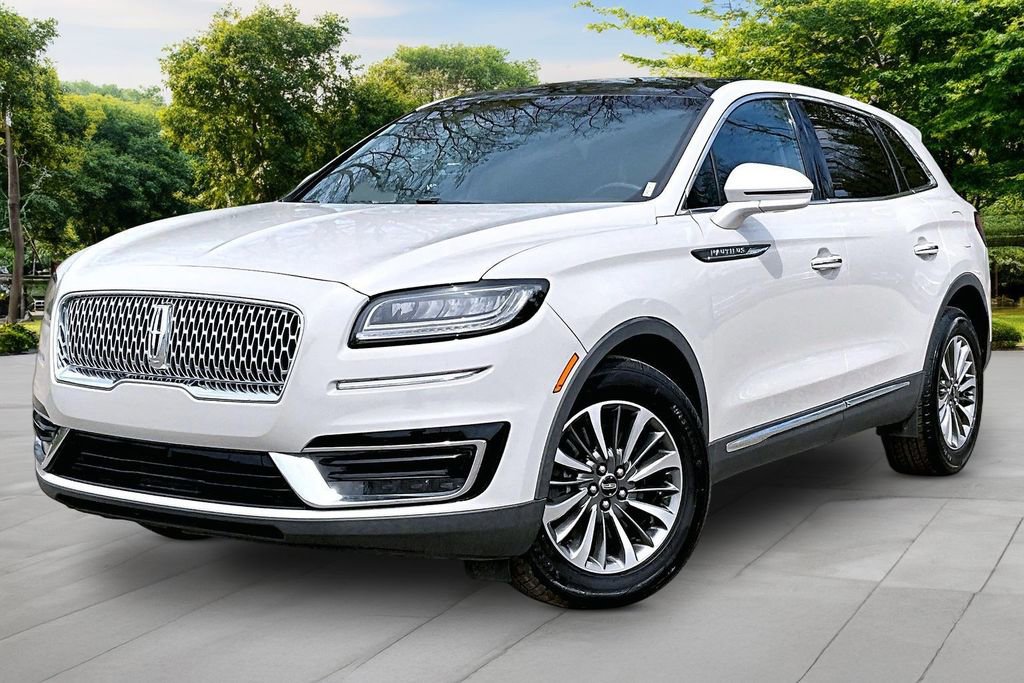 Used 2020 Lincoln Nautilus Reserve FWD image 11