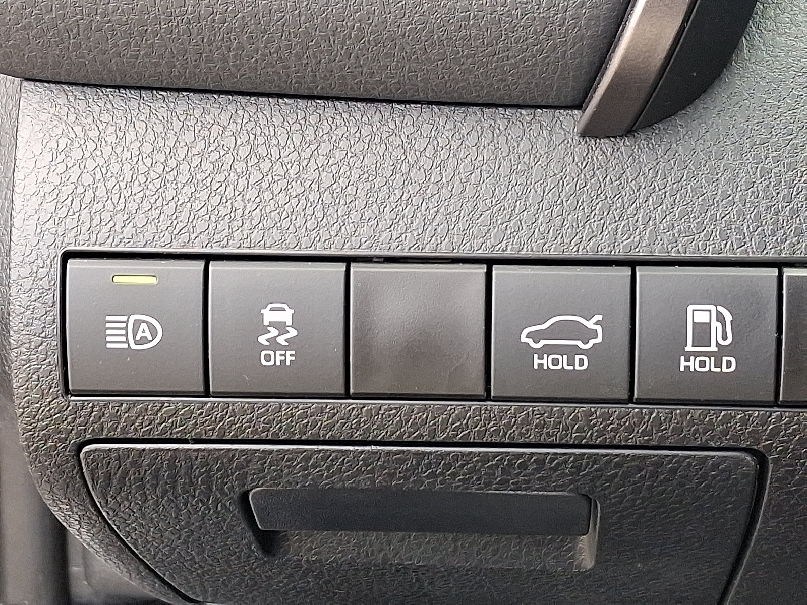 Certified 2023 Toyota Camry SE FWD image 28