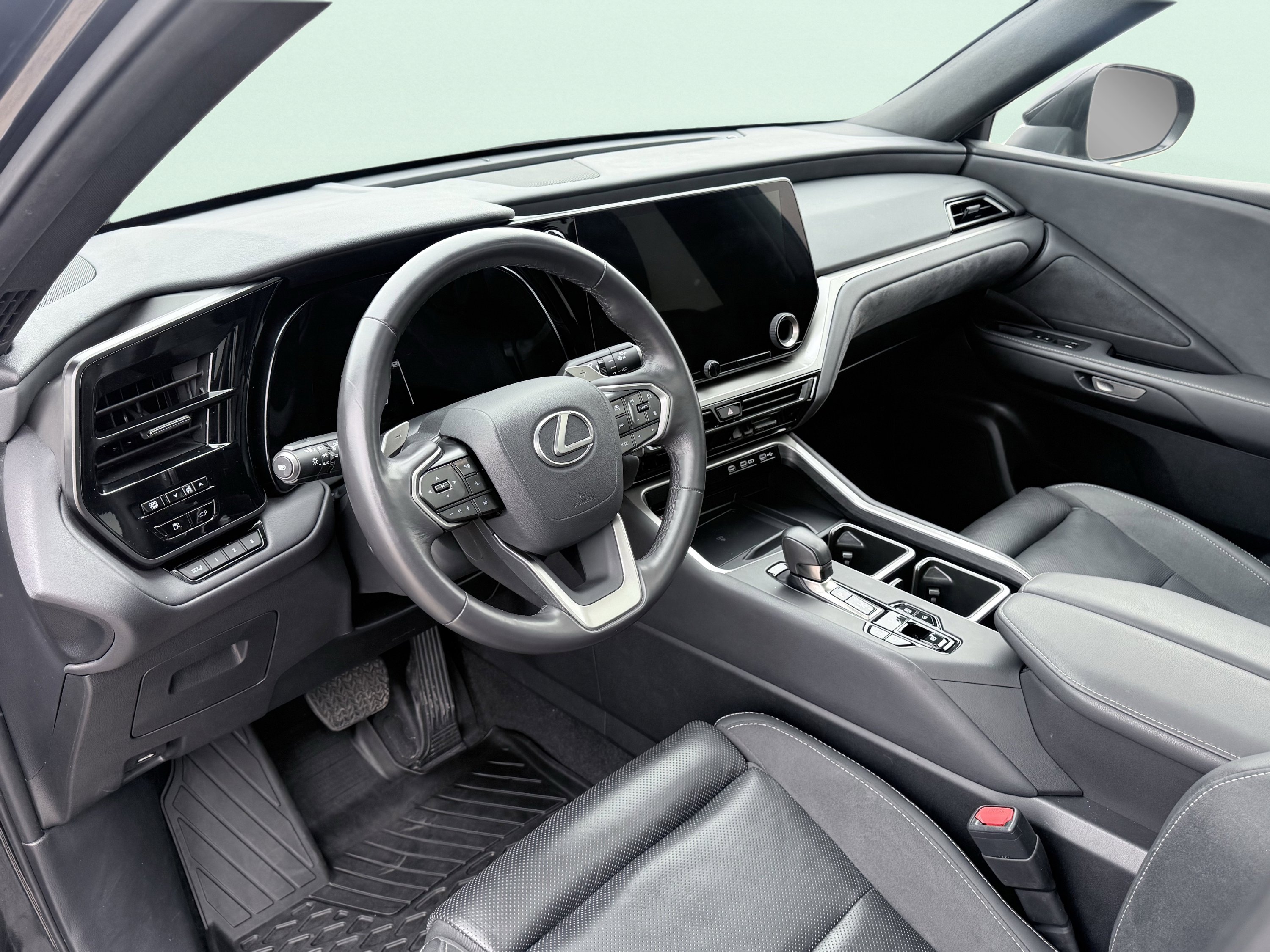 Used 2024 Lexus TX 350 AWD image 26