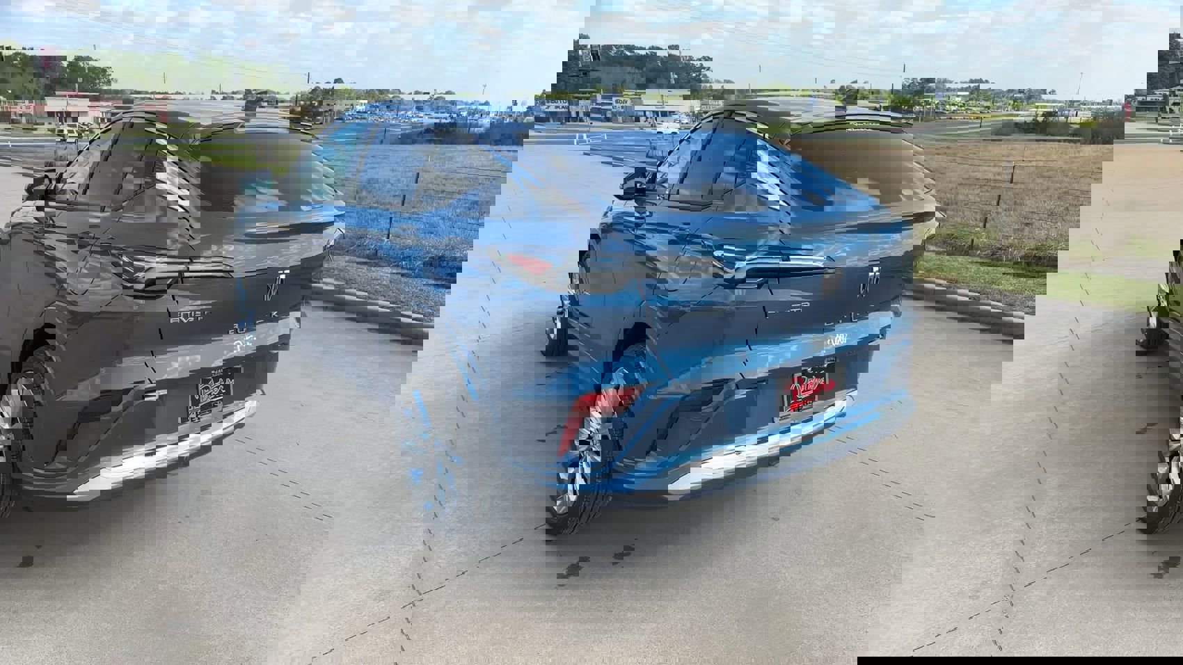 New 2026 Buick Envista Avenir FWD image 7