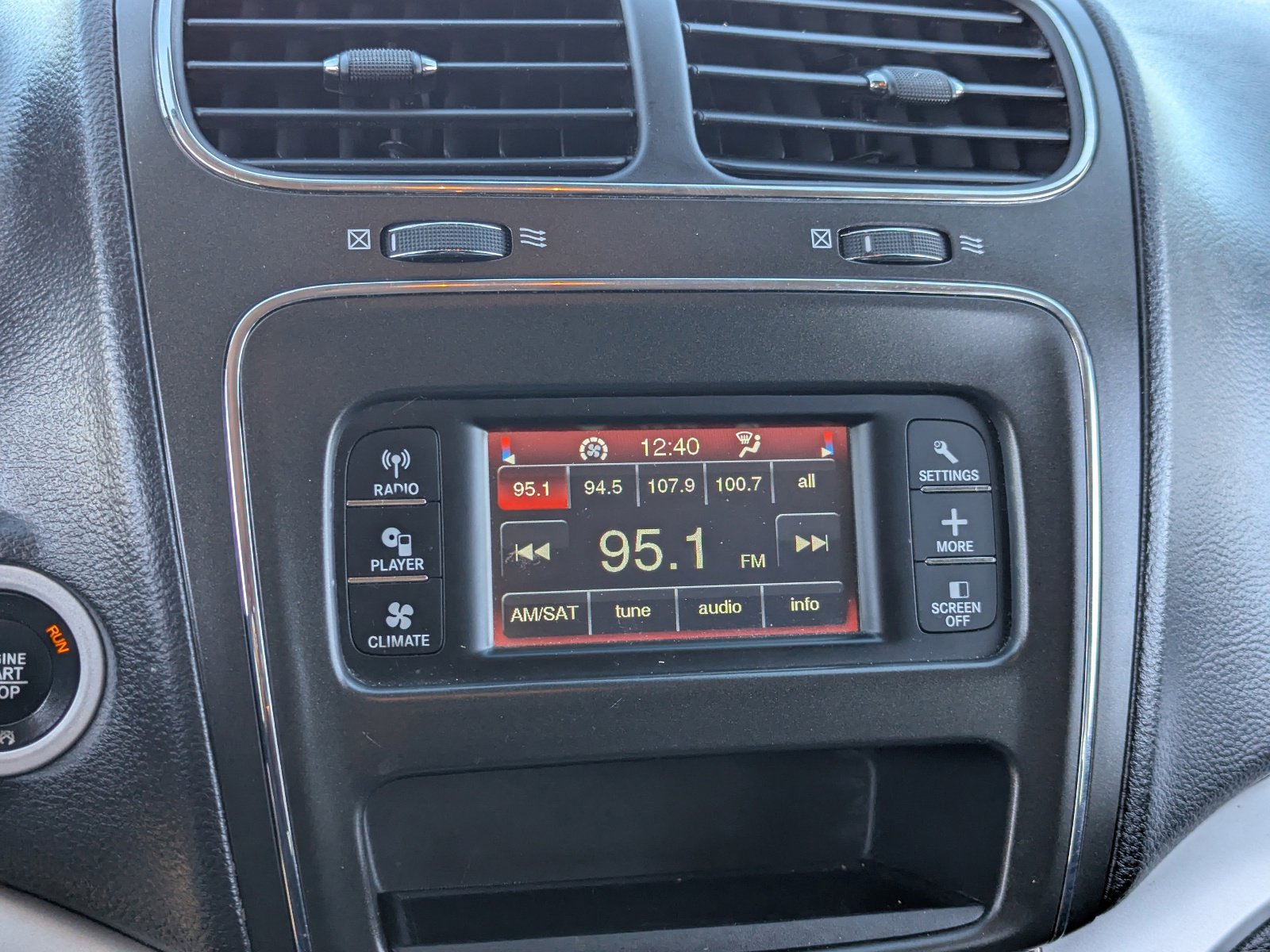 Used 2018 Dodge Journey SXT w/ Connectivity Group image 19