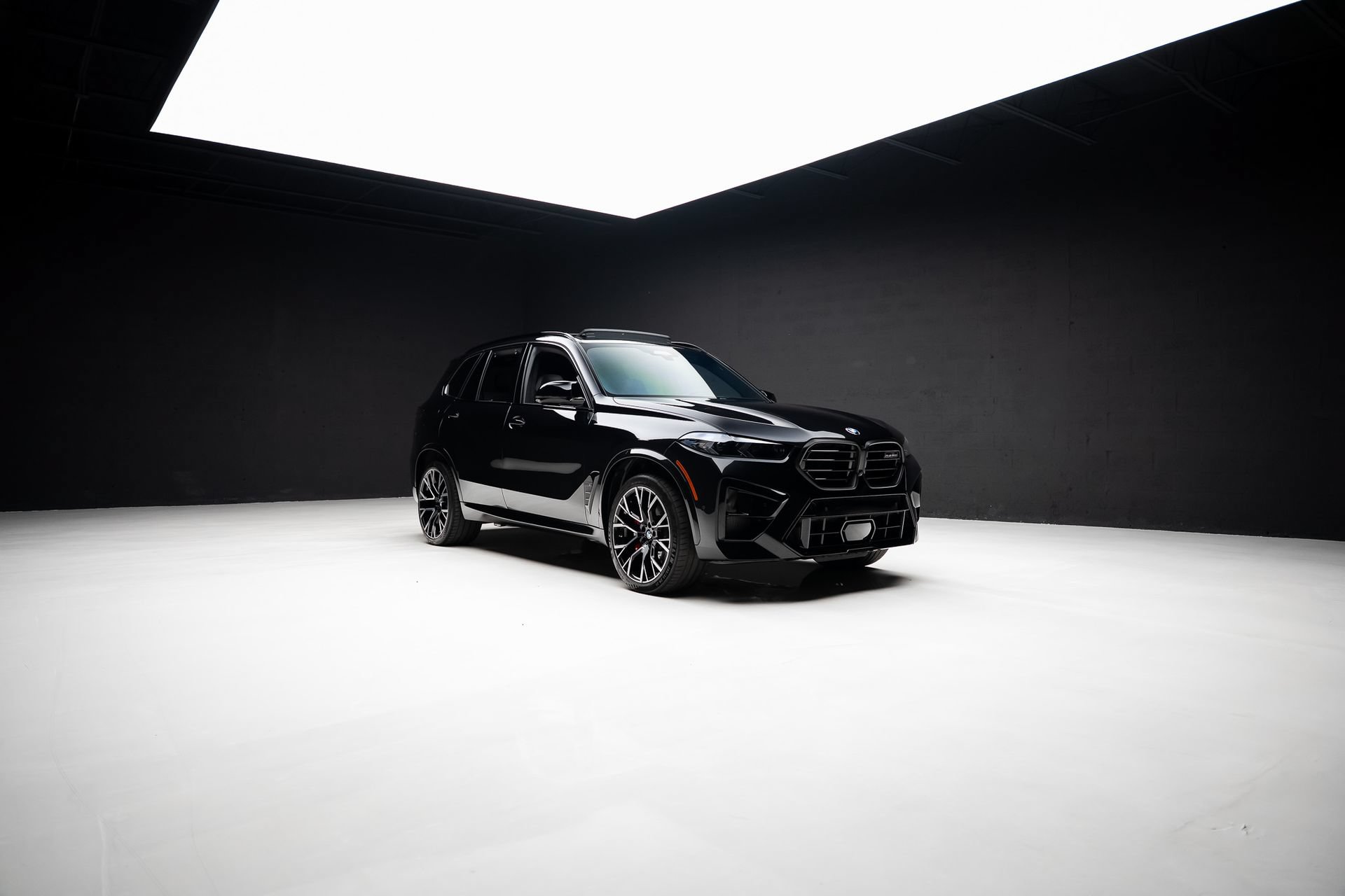 Used 2024 BMW X5 M Competition w/ Executive Package AWD/4WD image 91