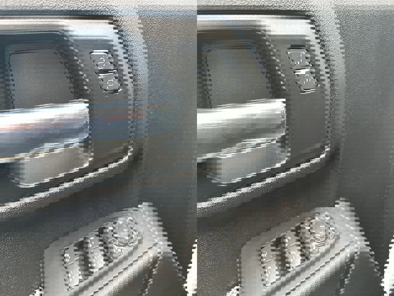 New 2025 GMC Sierra 3500 Pro w/ Convenience Package image 13