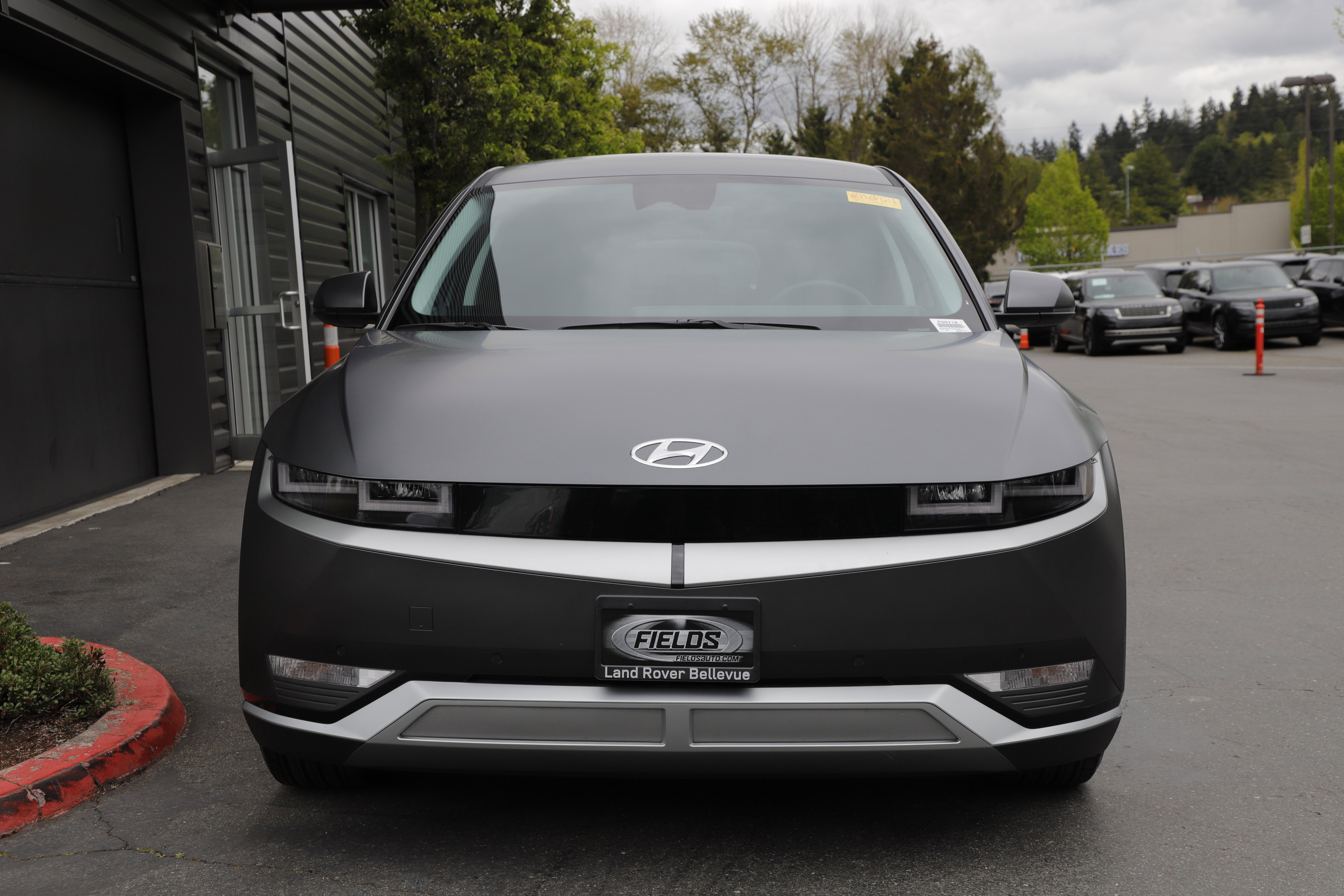Used 2024 Hyundai Ioniq 5 SEL AWD/4WD image 6