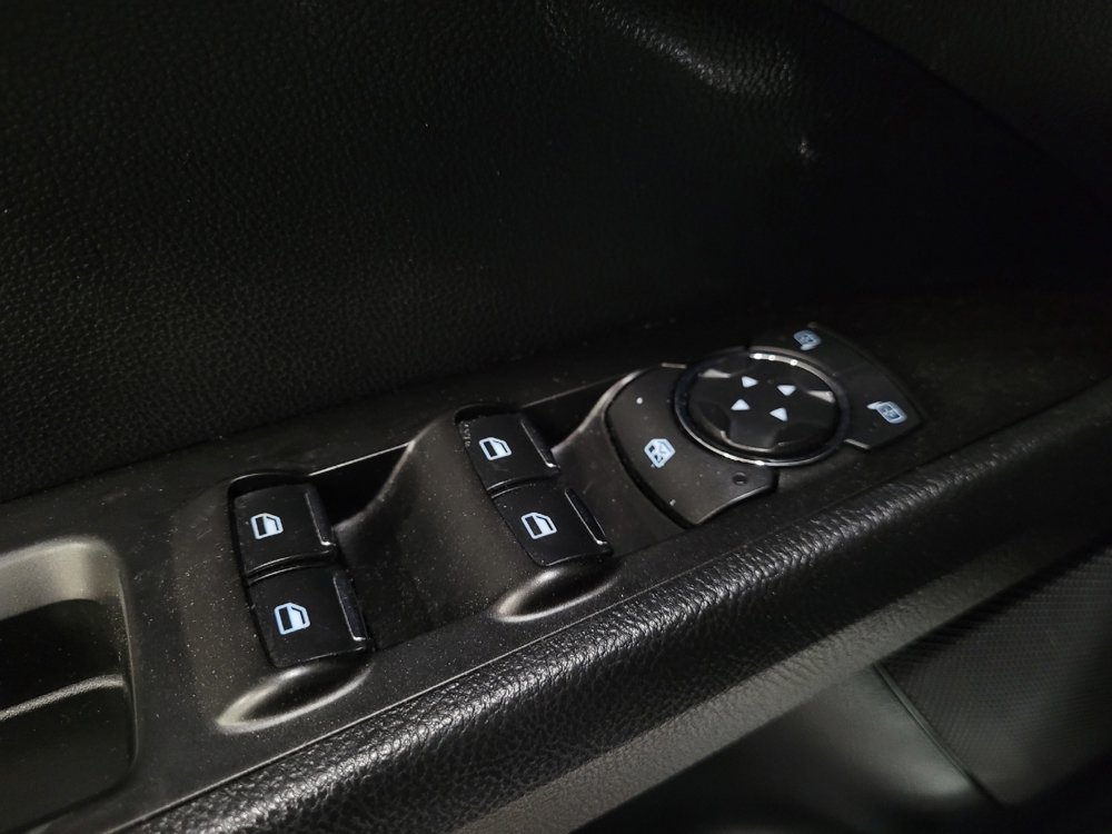 Used 2020 Ford Fusion SEL FWD image 27