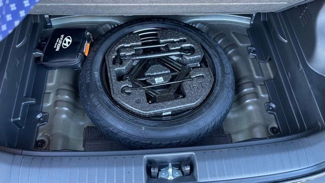 Used 2023 Hyundai Kona SEL image 12